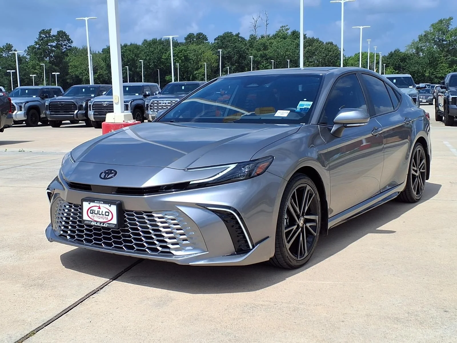 Certified Used 2025  Toyota XSE image 3