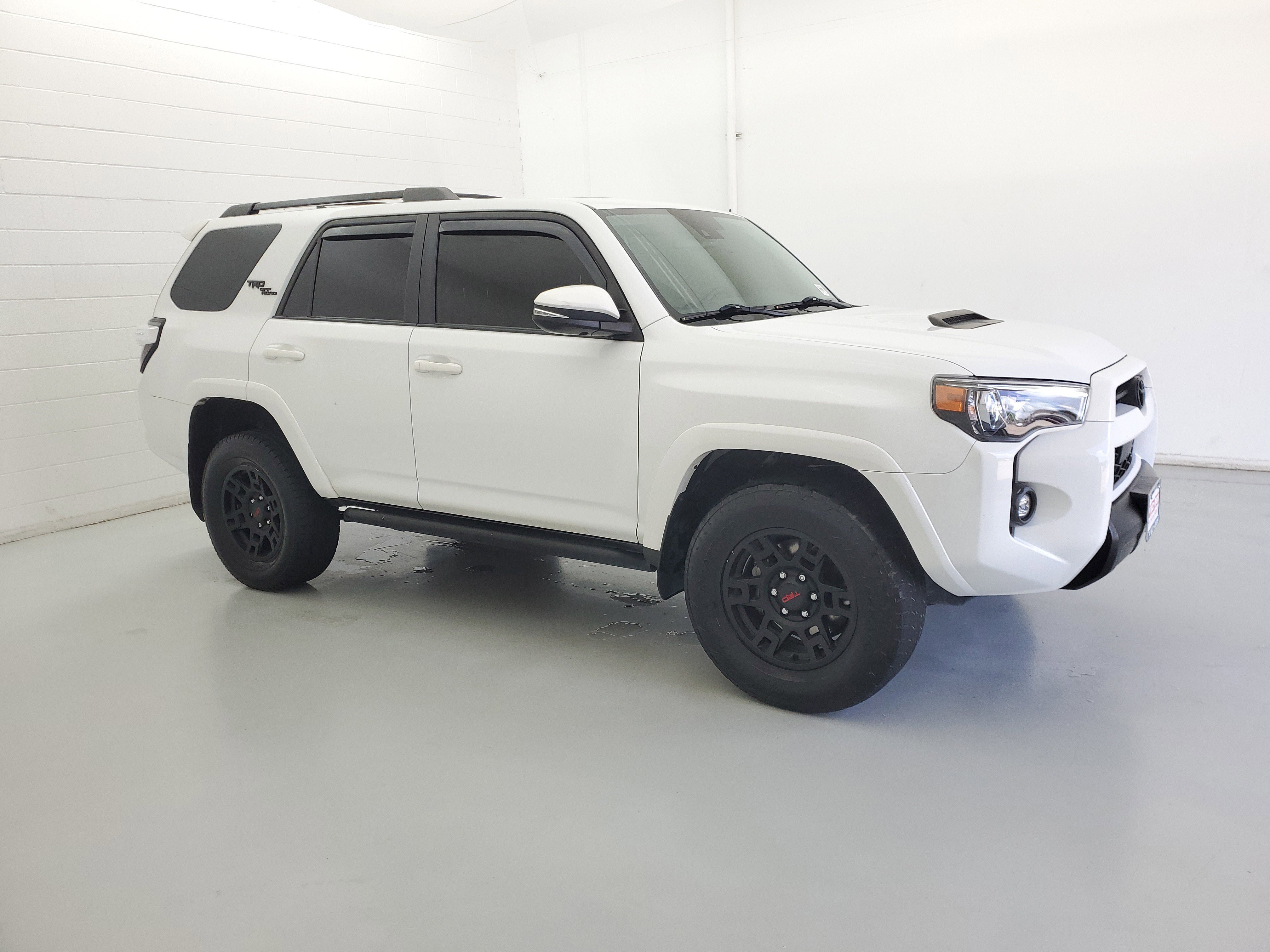 Used 2024 Ice Cap Toyota TRD Off-Road Premium image 4