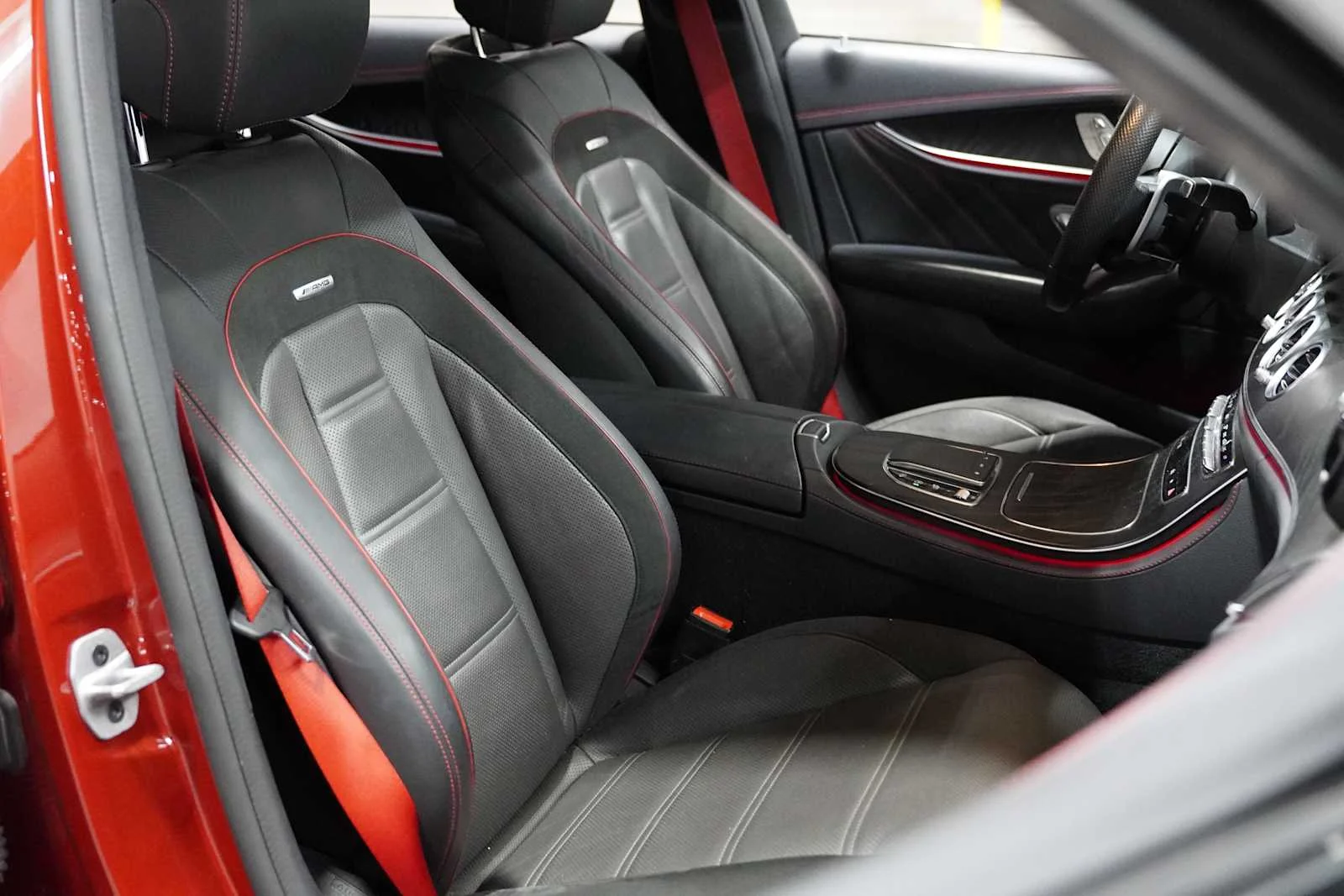 Used 2022 MANUFAKTUR Cardinal Red Mercedes-Benz AMG® E 53 image 11
