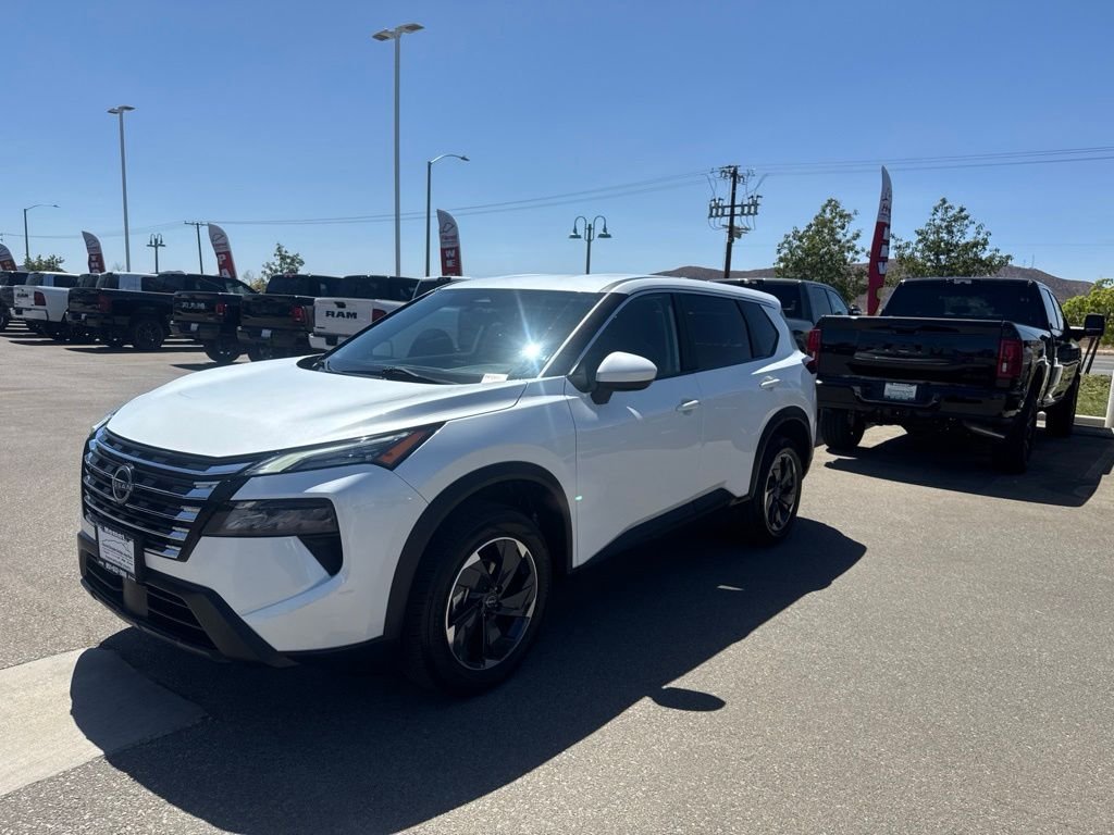 Used 2024 White Nissan SV image 8