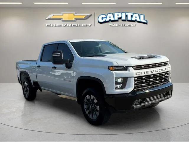 Used 2022 Summit White Chevrolet Custom image 9