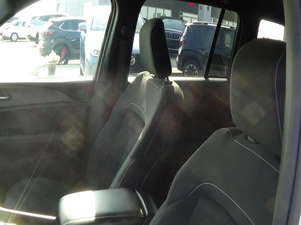 Used 2023 Bright White Clear Coat (pw7) Jeep 4xe image 18