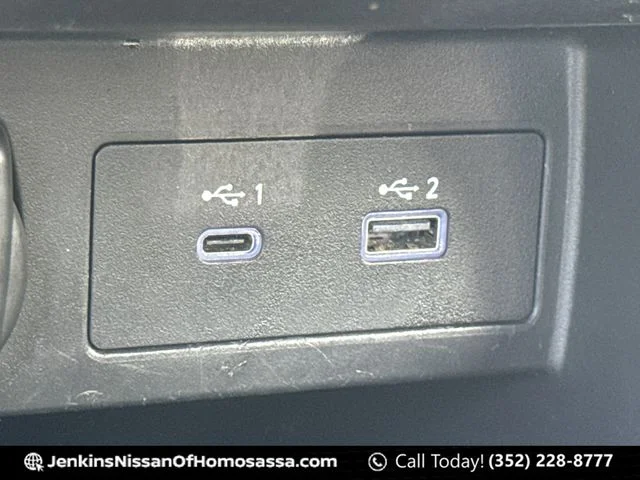 Used 2024 Black Nissan 1.6 SR image 38