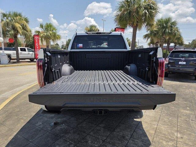 Used 2024 Wind Chill Pearl Toyota Limited HV image 29