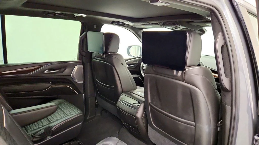 Used 2021 Satin Steel Metallic Cadillac 4WD 4dr Sport Platinum w/ Super Cruise & Night Vision image 25