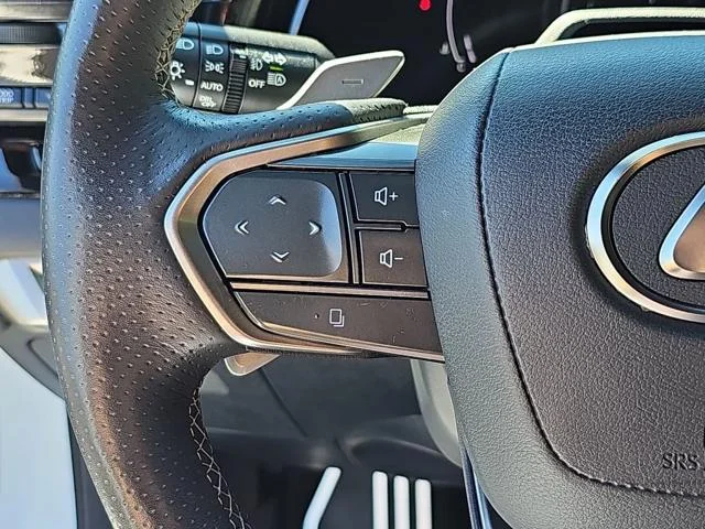 Used 2023 White Lexus 350 F Sport Handling image 17