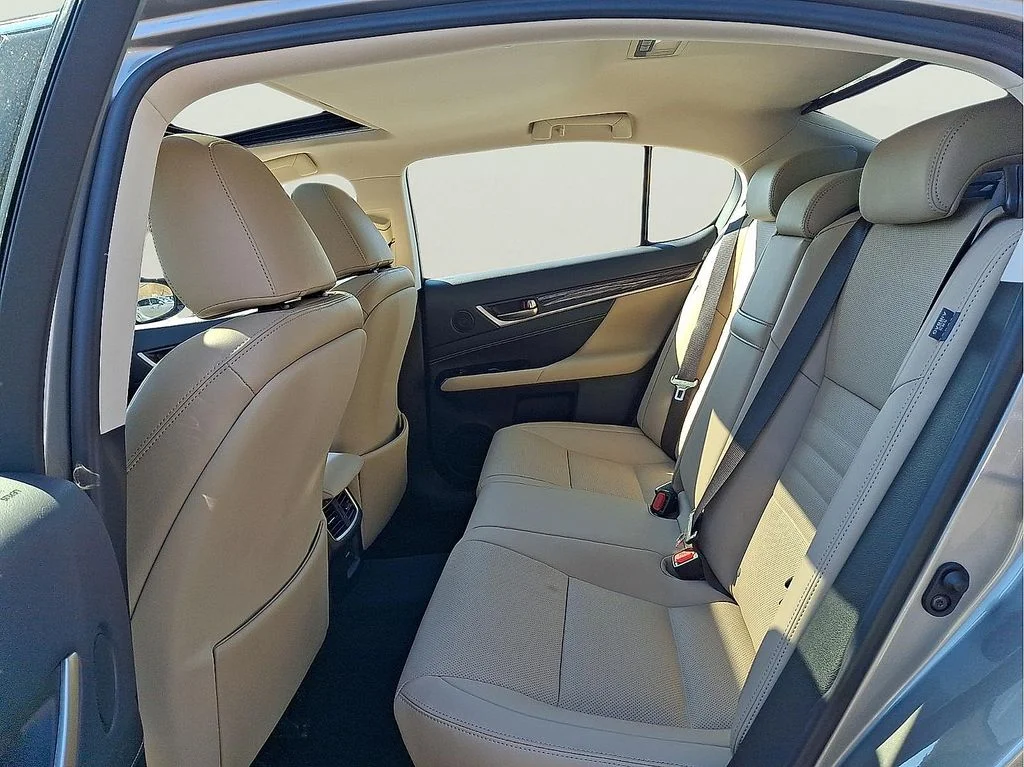 Used 2020 Silver Lexus 350 image 27