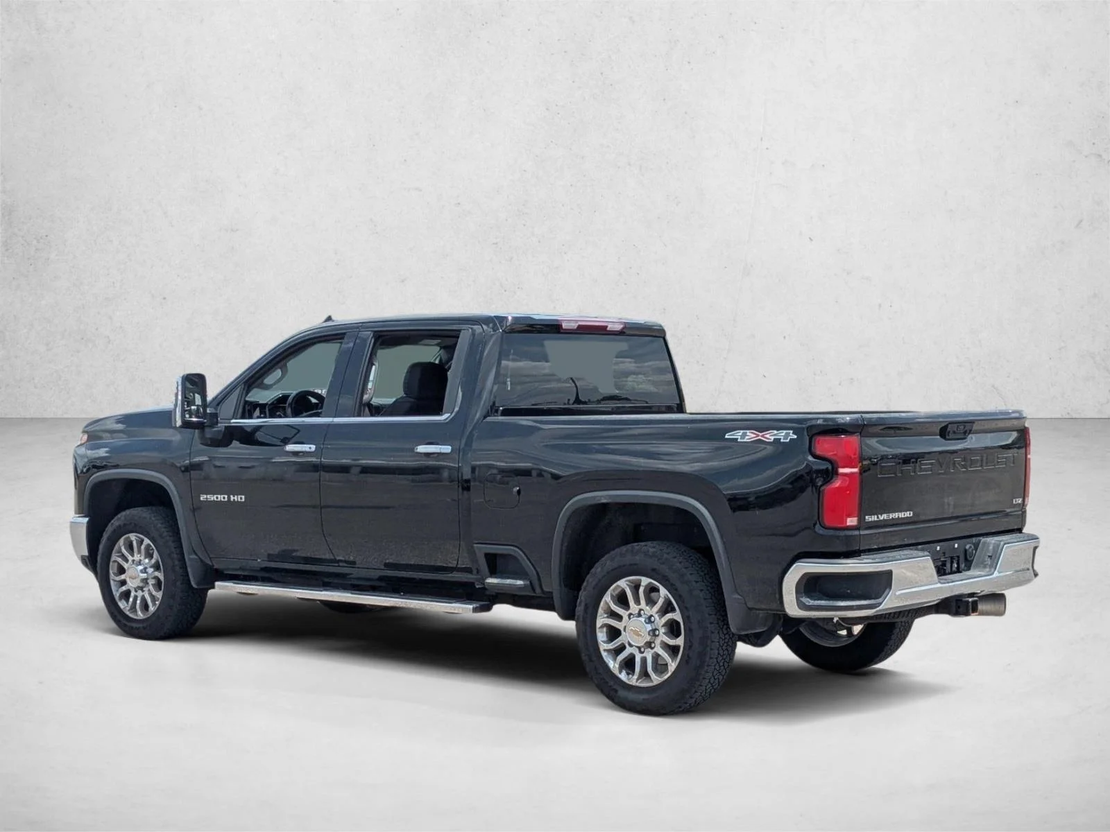Used 2025 Black Chevrolet LTZ image 7