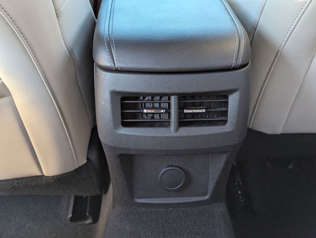 Used 2020 Crystal White Tricoat Cadillac Premium Luxury image 18
