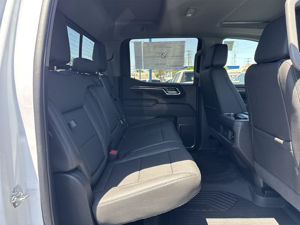 New 2026 Summit White Chevrolet LT Trail Boss image 31