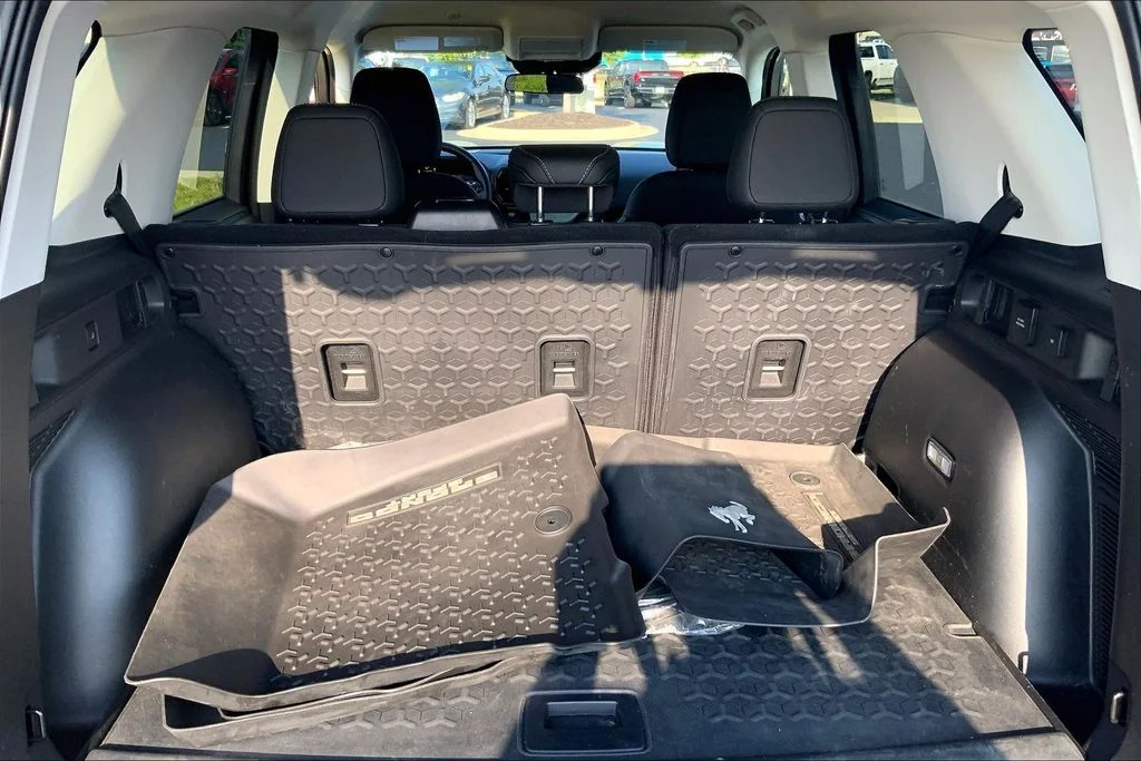 Used 2024 Beige Ford Badlands image 8