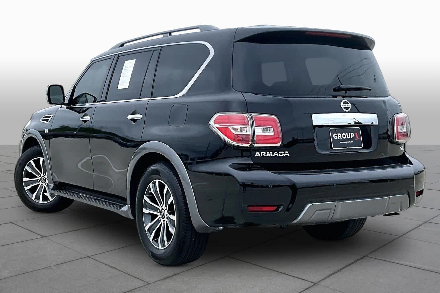 Used 2020 Super Black Nissan SL image 11