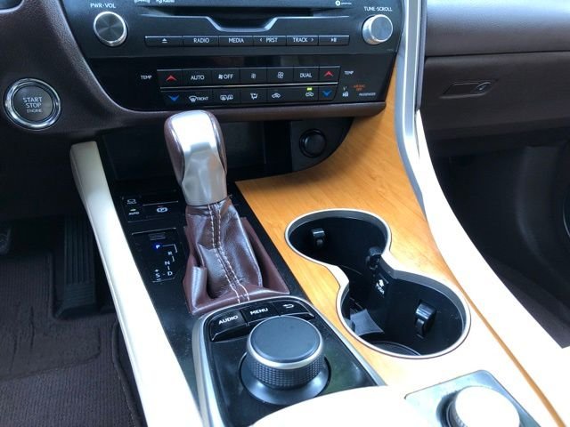 Used 2019 White Lexus 350 image 35