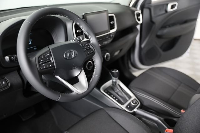 New 2026 Silver Hyundai SEL image 13
