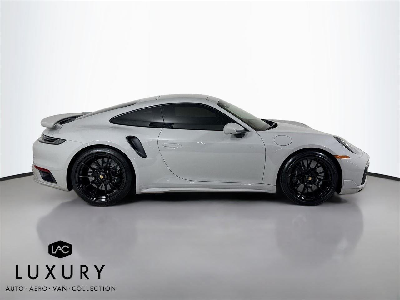 2024 Porsche 911 Turbo S photo 3