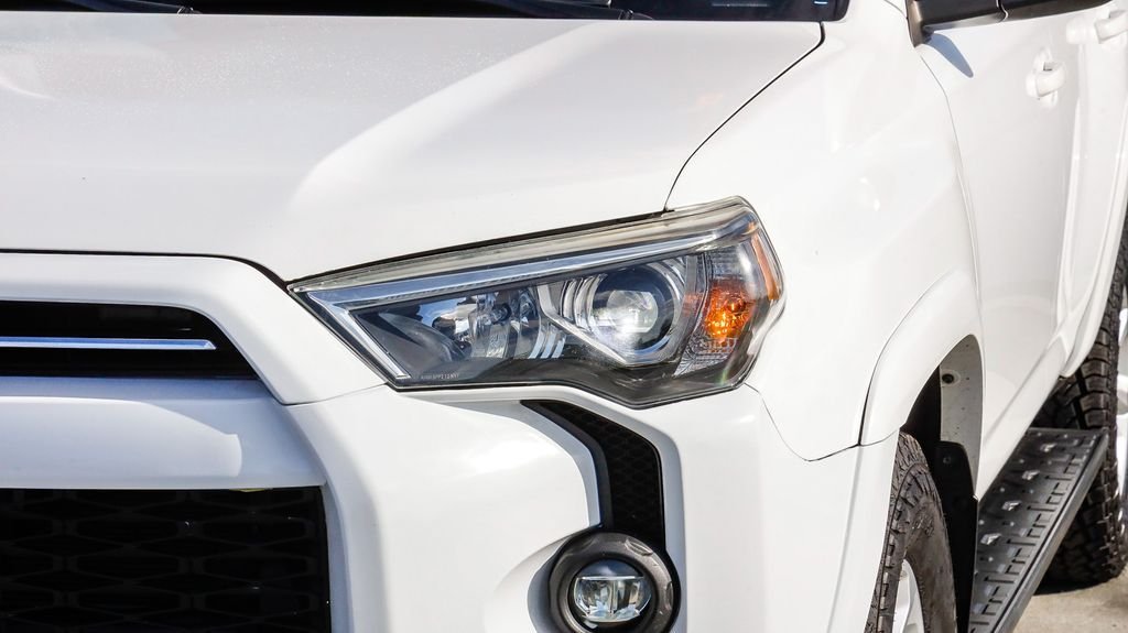 Used 2024 Ice Toyota SR5 image 5