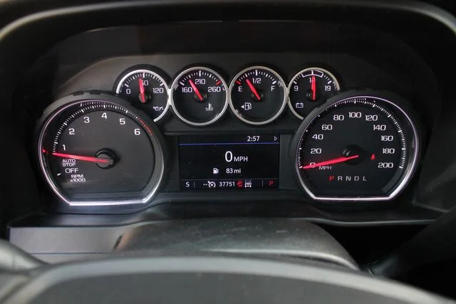 Used 2020 Silver Chevrolet LT image 9