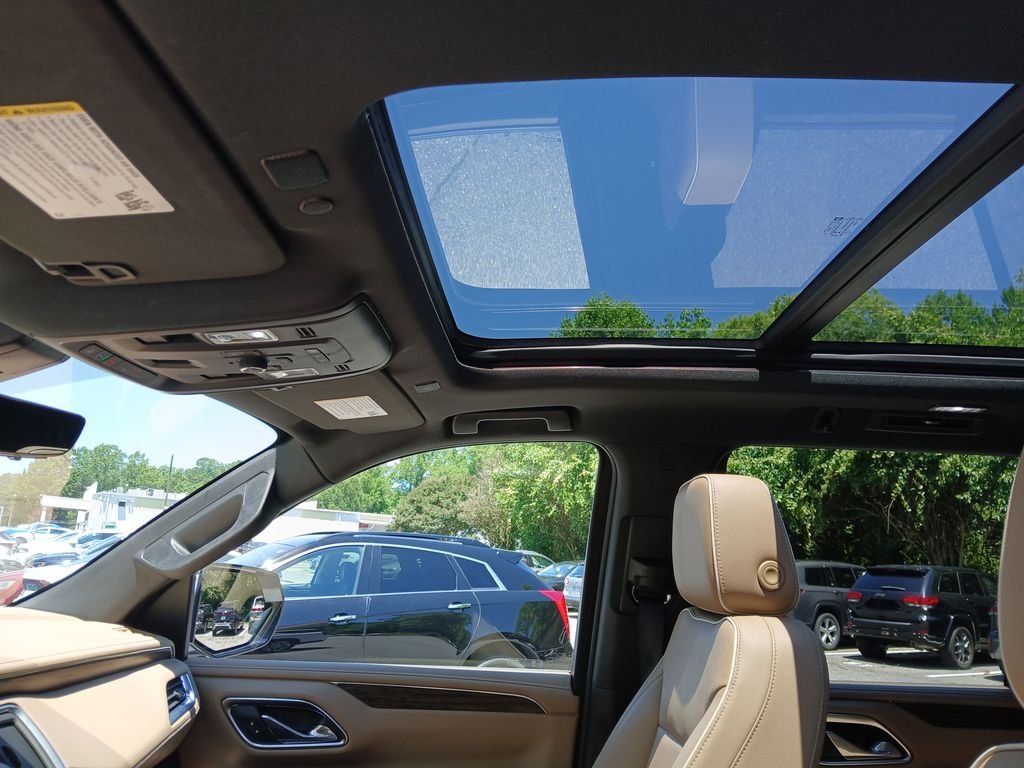 Used 2021 White Chevrolet Premier image 41