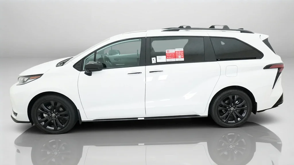 New 2026 Ice Cap Toyota XSE image 2