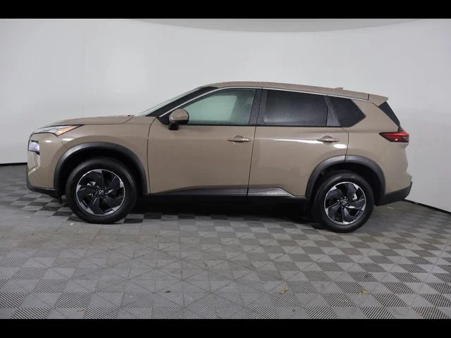 Used 2025 Beige/tan Nissan SV image 2
