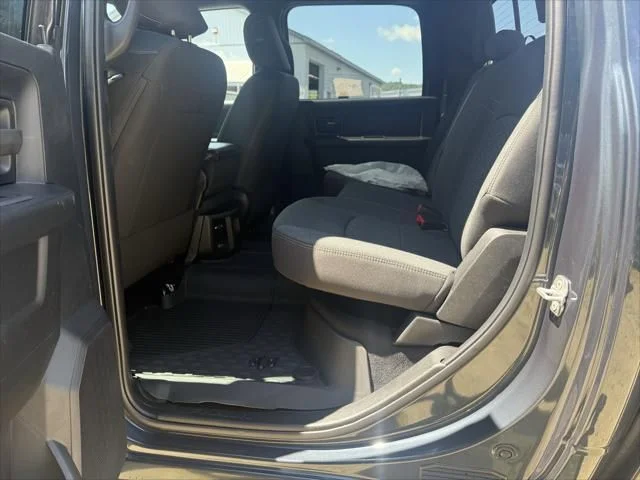 2025 RAM 2500 Tradesman - Photo 15
