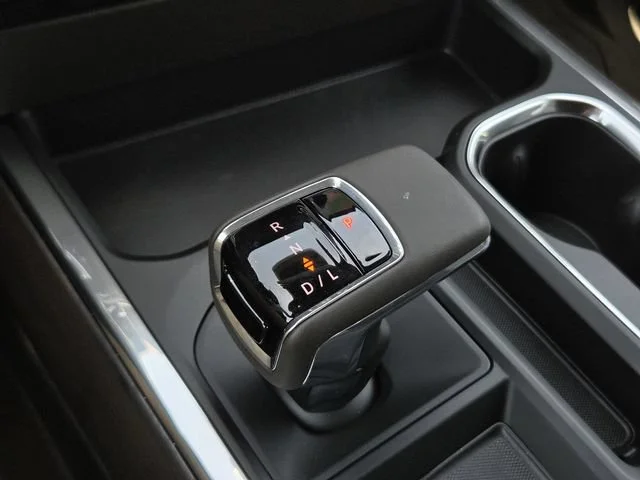 New 2026 Onyx Black GMC SLT image 18