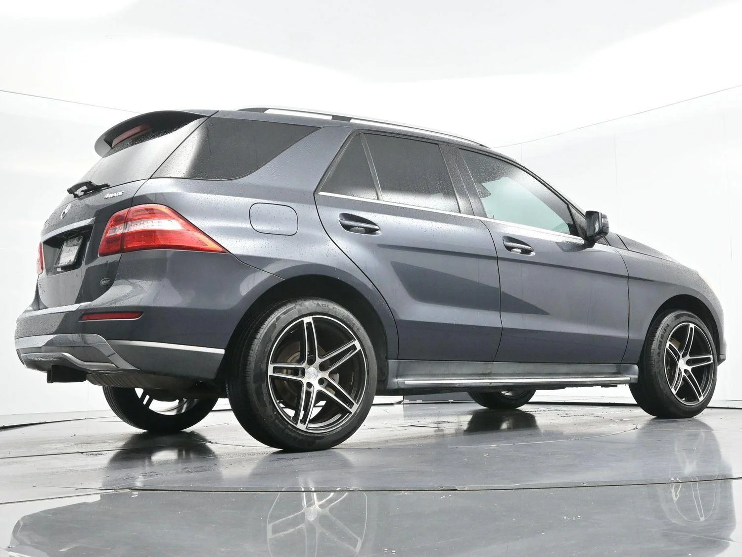Used 2014 Steel Gray Metallic Mercedes-Benz ML 350 image 50