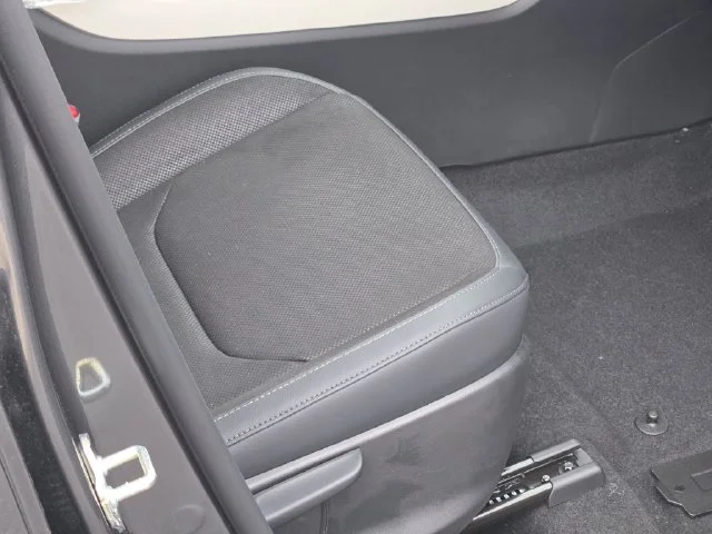 New 2026 Machine Gray Metallic Mazda 2.5 S Select AWD image 6