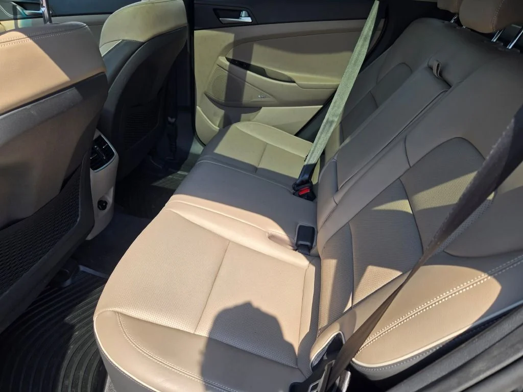 Used 2021 Black Hyundai Ultimate image 17