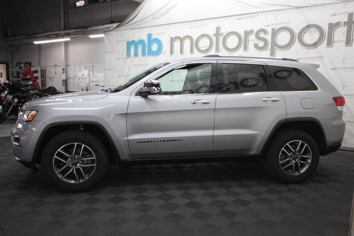 Used 2020 Silver Jeep Limited image 2