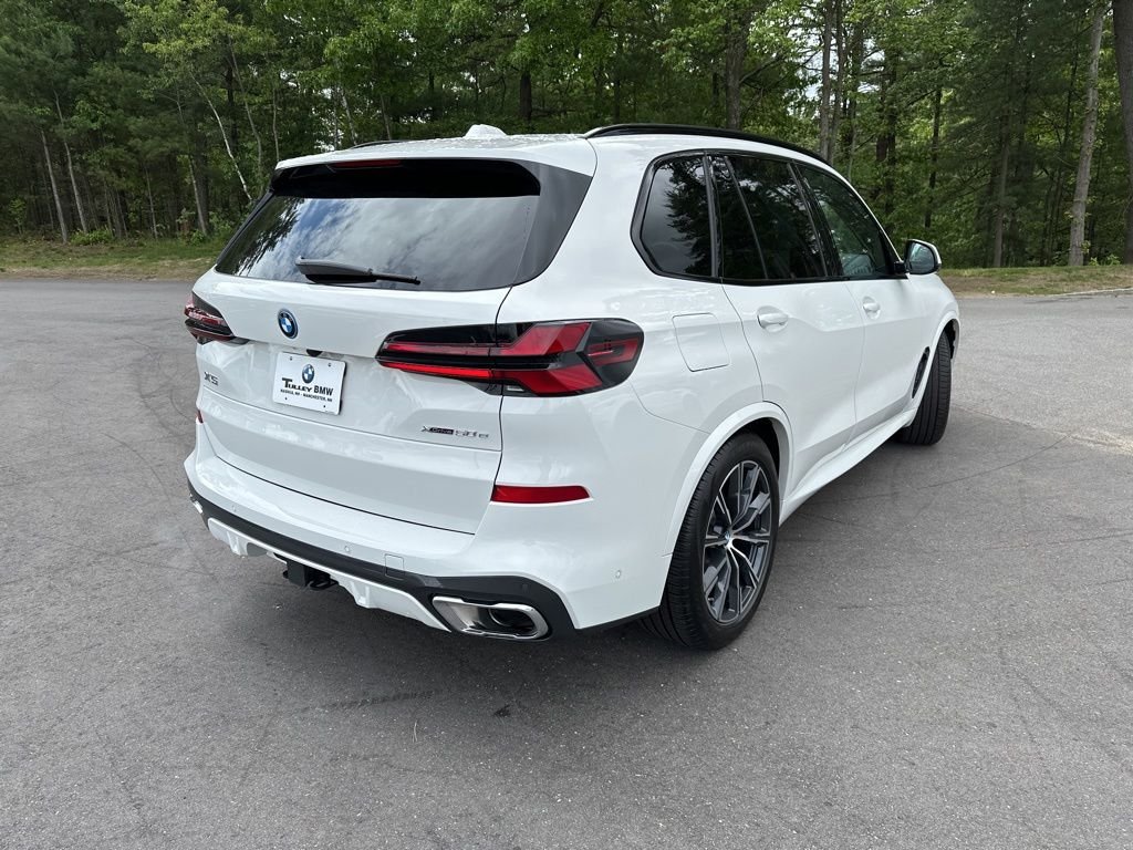 Used 2026 Alpine White BMW xDrive50e image 7