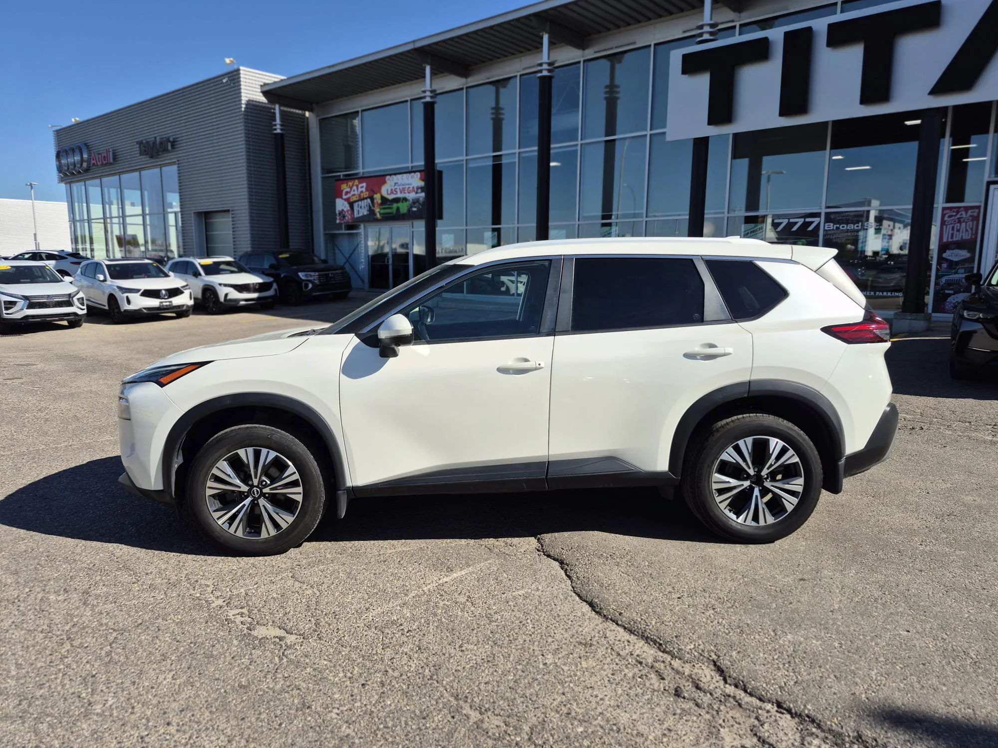 Certified Used 2023 Pearl White Metallic Nissan SV AWD*Htd Seats | Pano Roof | Htd Wheel | Adaptive Cruise | Remote Start | CarPlay | Park Assist image 11