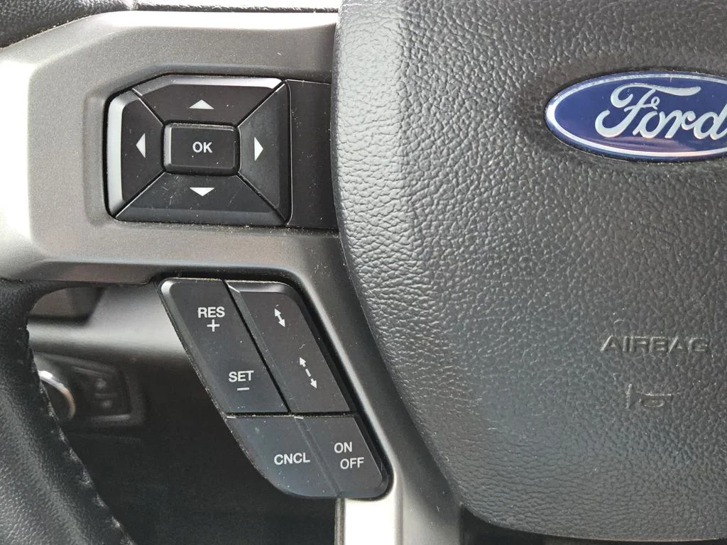 Used 2021 White Metallic Ford XLT image 23