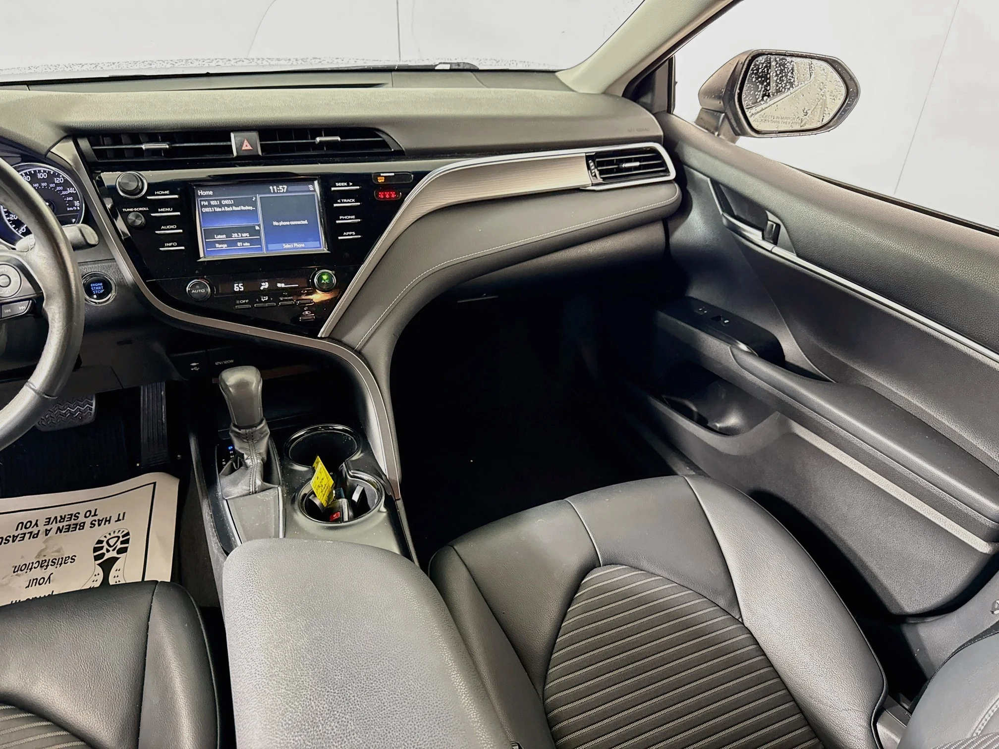 Used 2018 Celestial Silver Metallic Toyota SE image 21
