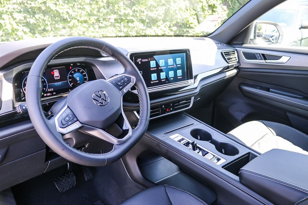 New 2026 White Volkswagen 2.0T SE image 24