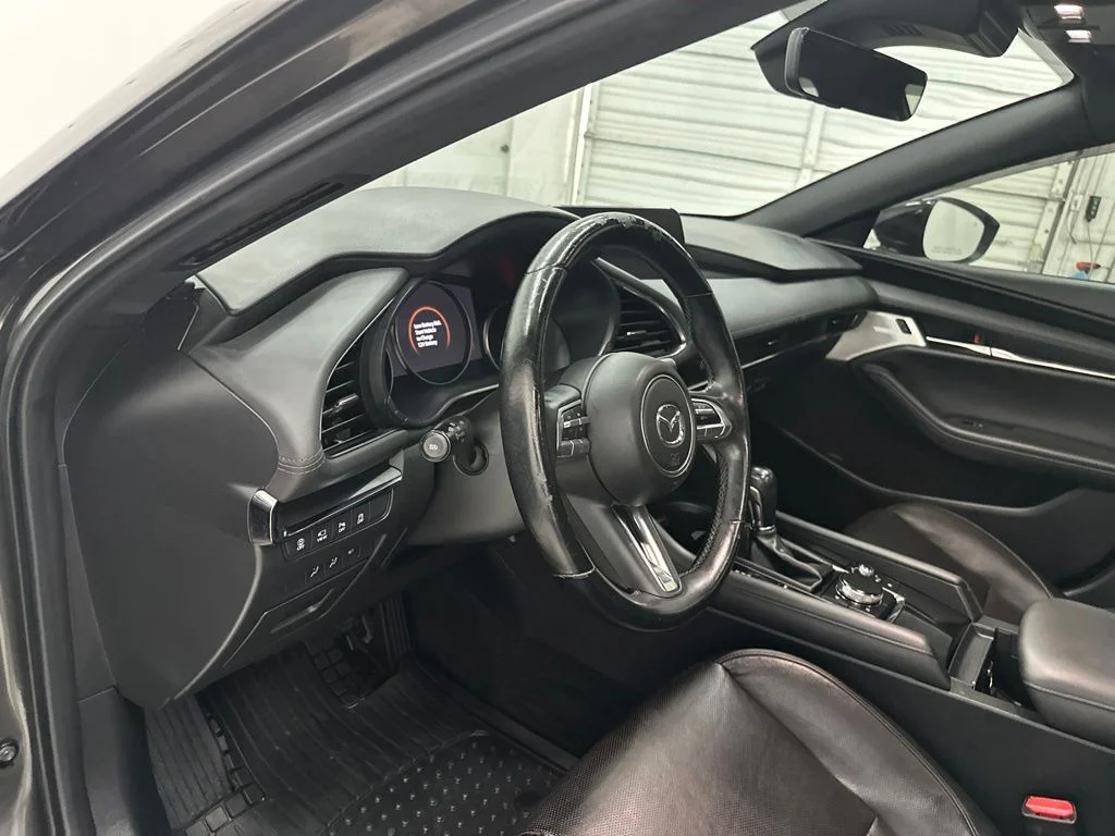 Used 2021 Gray Mazda Premium Plus image 14