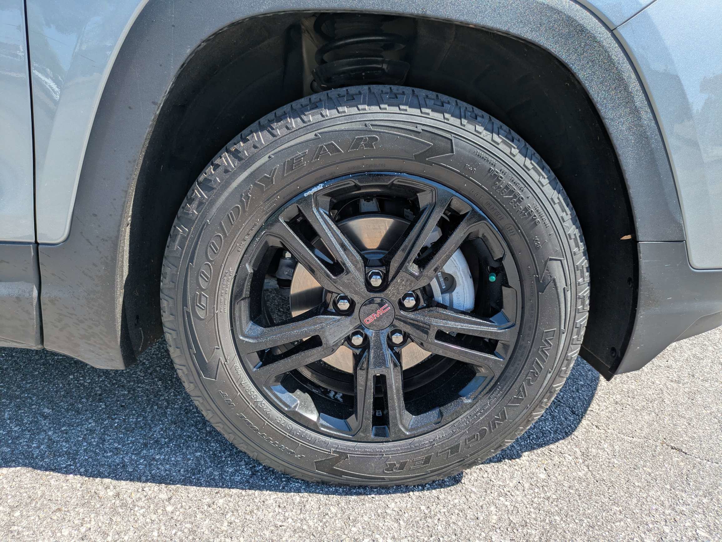 Used 2023 Sterling Metallic GMC AT4 image 11