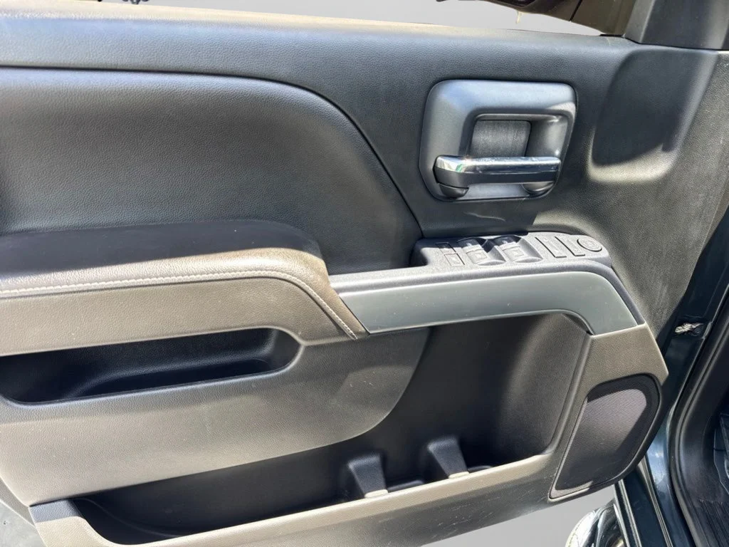 Used 2017 Graphite Metallic Chevrolet LT image 22