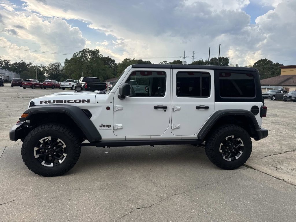 Used 2025 White Jeep Rubicon image 8