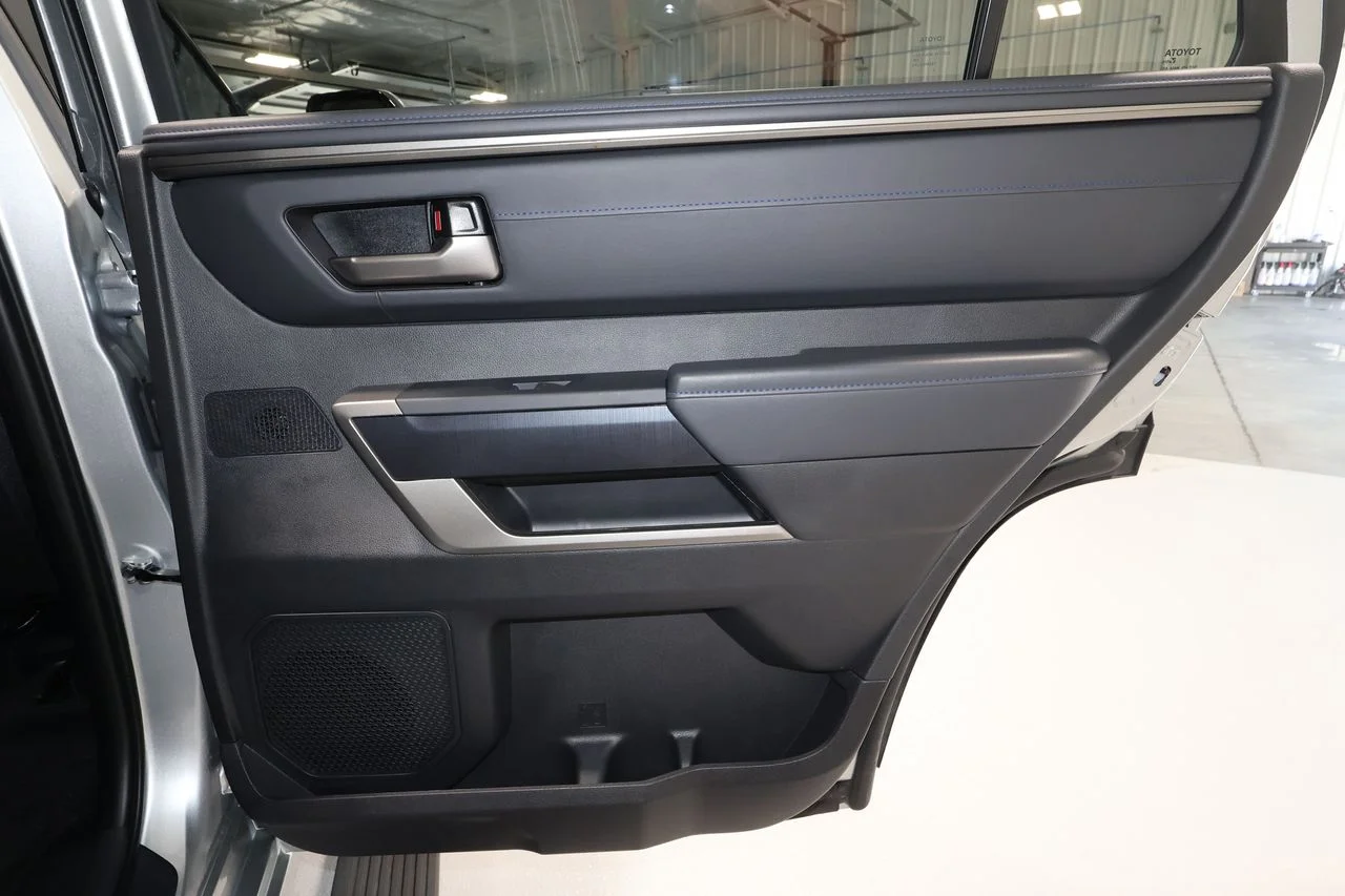 2026 Toyota Sequoia Platinum - Photo 21