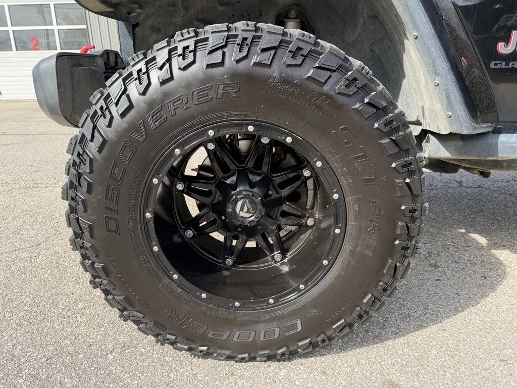 Used 2020 Black Jeep Rubicon image 20