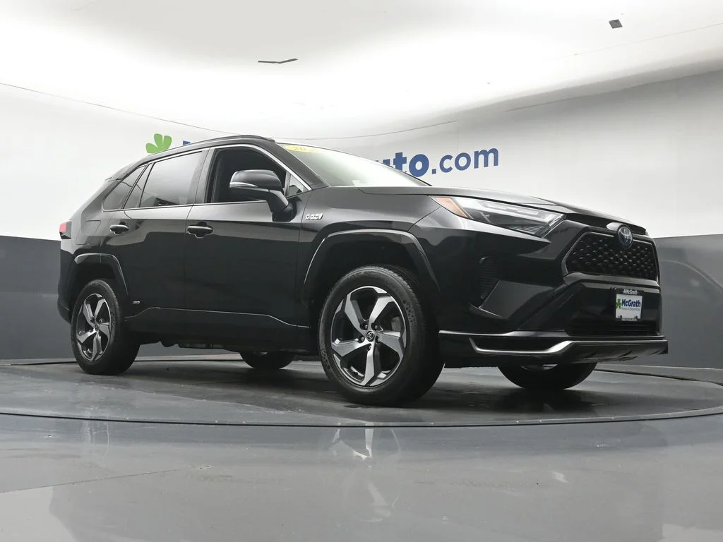 Used 2022 Black Toyota SE image 26
