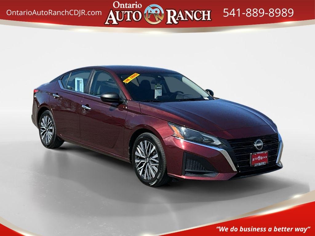 2024 Nissan Altima SV