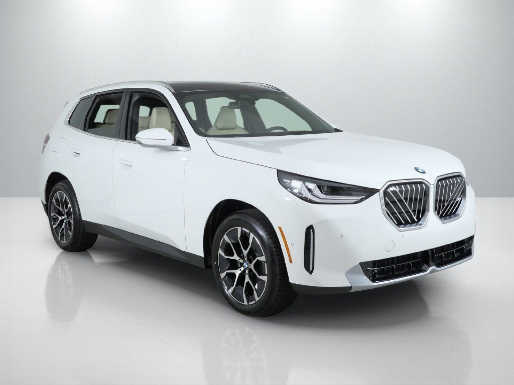 New 2026 Alpine White BMW 30 xDrive image 7