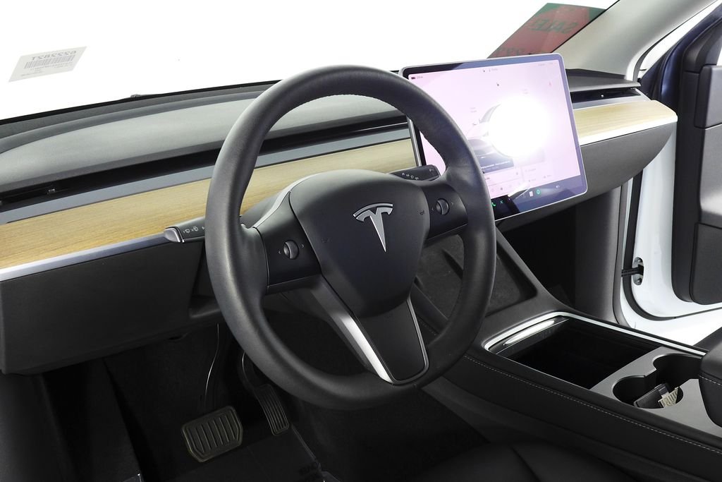 Used 2022 Pearl White Multi-Coat Tesla Long Range image 30