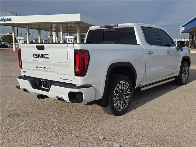 Used 2024 White Frost TRI GMC Denali Ultimate 4x4 Crew Cab 5.75 ft. box 147.4 in image 3