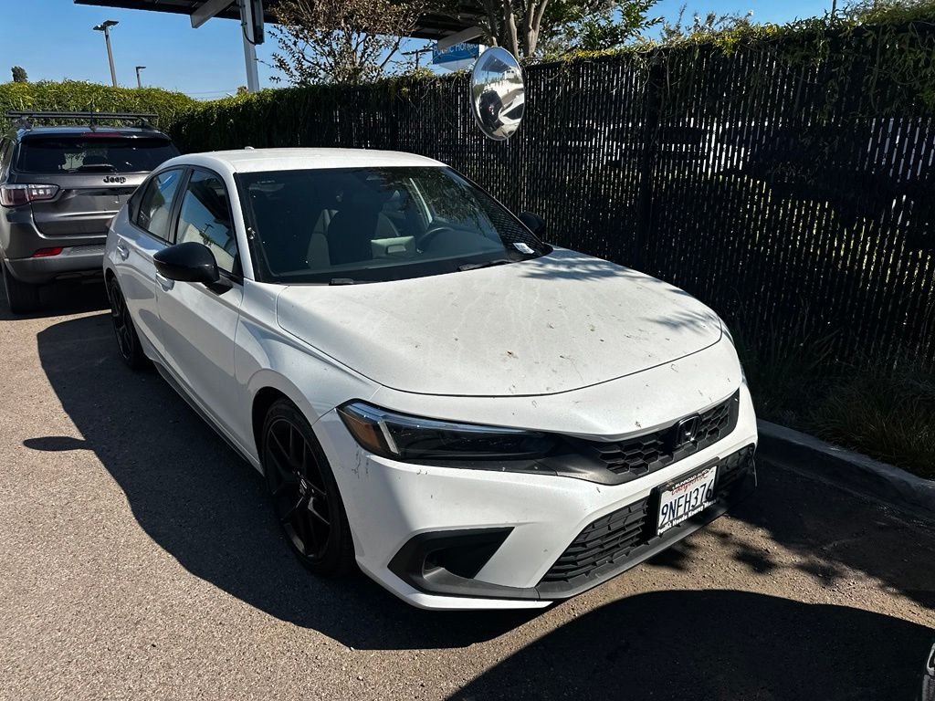 Used 2024  Honda Sport image 5