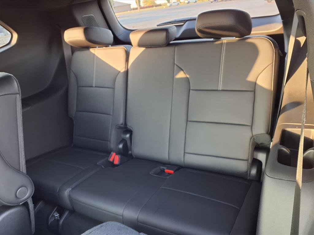 2026 GMC Acadia Elevation - Photo 5