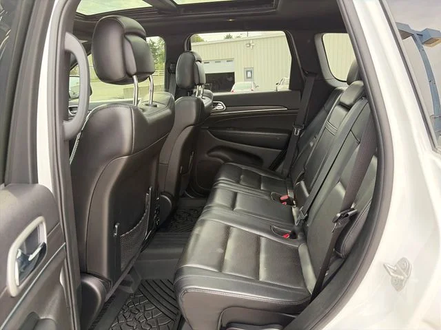 Used 2018 White Jeep Limited image 26