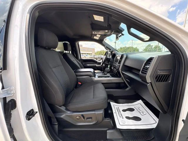 Used 2020 White Ford XLT image 21